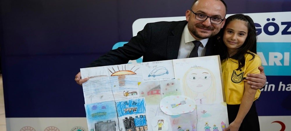Rektör Prof. Dr. Mustafa Alican ve Büyükelçi Dr. Egemen Bağış Göz Taraması Uygulamasına Katıldı
