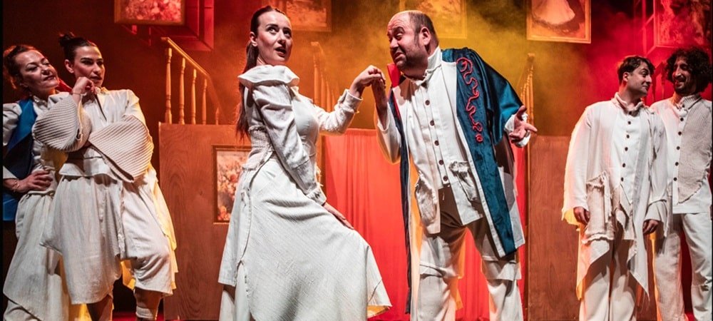 ŞEHİR TİYATROLARI“KÖPEK KALBİ” OYUNUYLA BURSA’DA